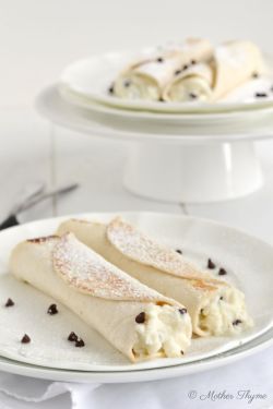 confectionerybliss:  Cannoli Wraps • Mother Thyme   Drool