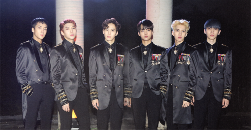 [SCAN] Vixx ‘Ker Special Package’ Commentary Book (x)(x)(x)(x)