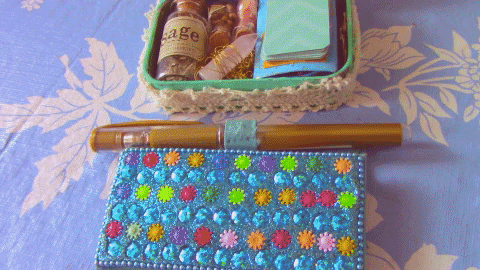 theblessedbee:How to: Pocket Altar Kit Hey witchblr, I just thought I would share a bit about my poc