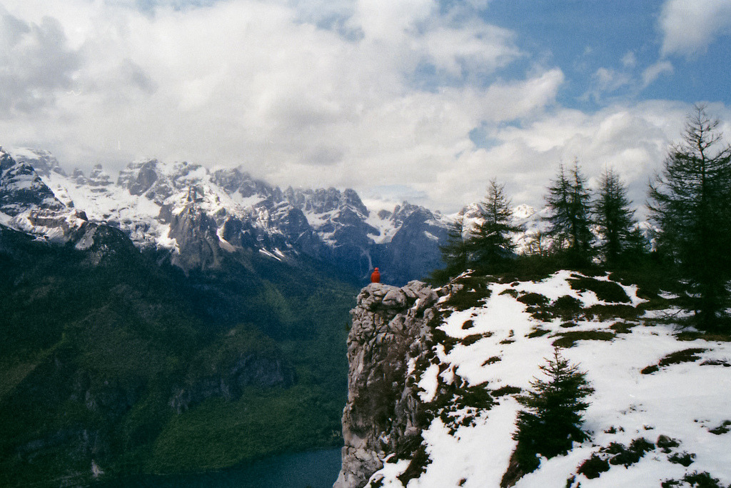 brutalgeneration:  I saw my reflection in the snow covered hills (by oh no, not again)
