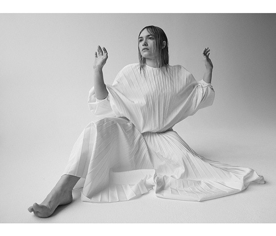 data-demon:   FLORENCE PUGH for THE LAST MAGAZINE(photographed by Paola Kudachi)