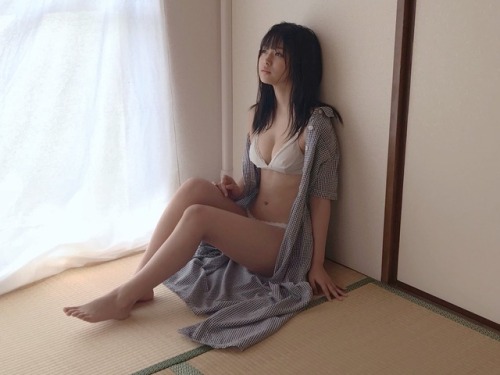 threevallies: 小畑優奈