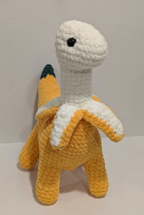 I Made A Bananasaurus And Twitter Went Kinda Apeshit For It In A Way That Freaked Me Out A Little Lot,