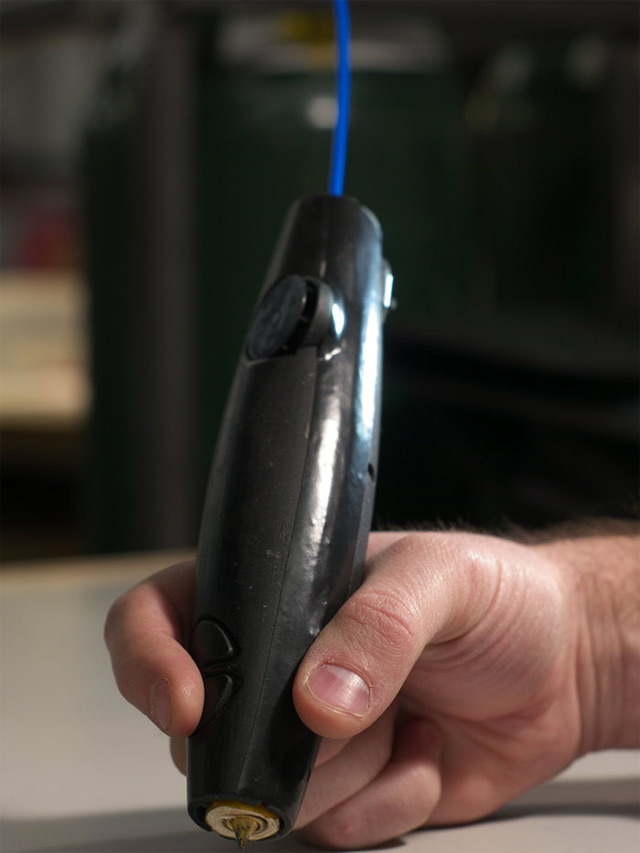 lavisant:  itscolossal:  Behold the 3Doodler, the world’s first pen that lets you