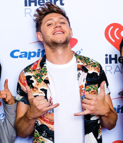 dailyniall:iHeart Radio Festival M&amp;G 9/23/17