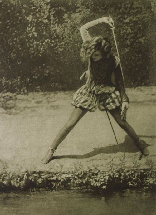 insearchofpaganhollywood:Elisabeth Bergner for Dona Juana (1927)