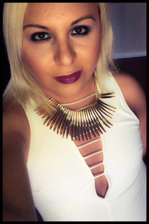 sexytsgirl:  Fashion Darling 💎  Looking Lovey…