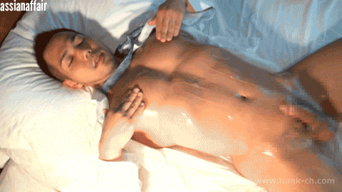 sghothot:  Hot japs - @sghothot