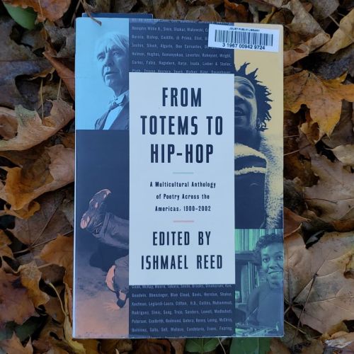 From Totems To Hip-Hop: A Multicultural Anthology of Poetry Across the Americas, 1900 - 2002 edited 