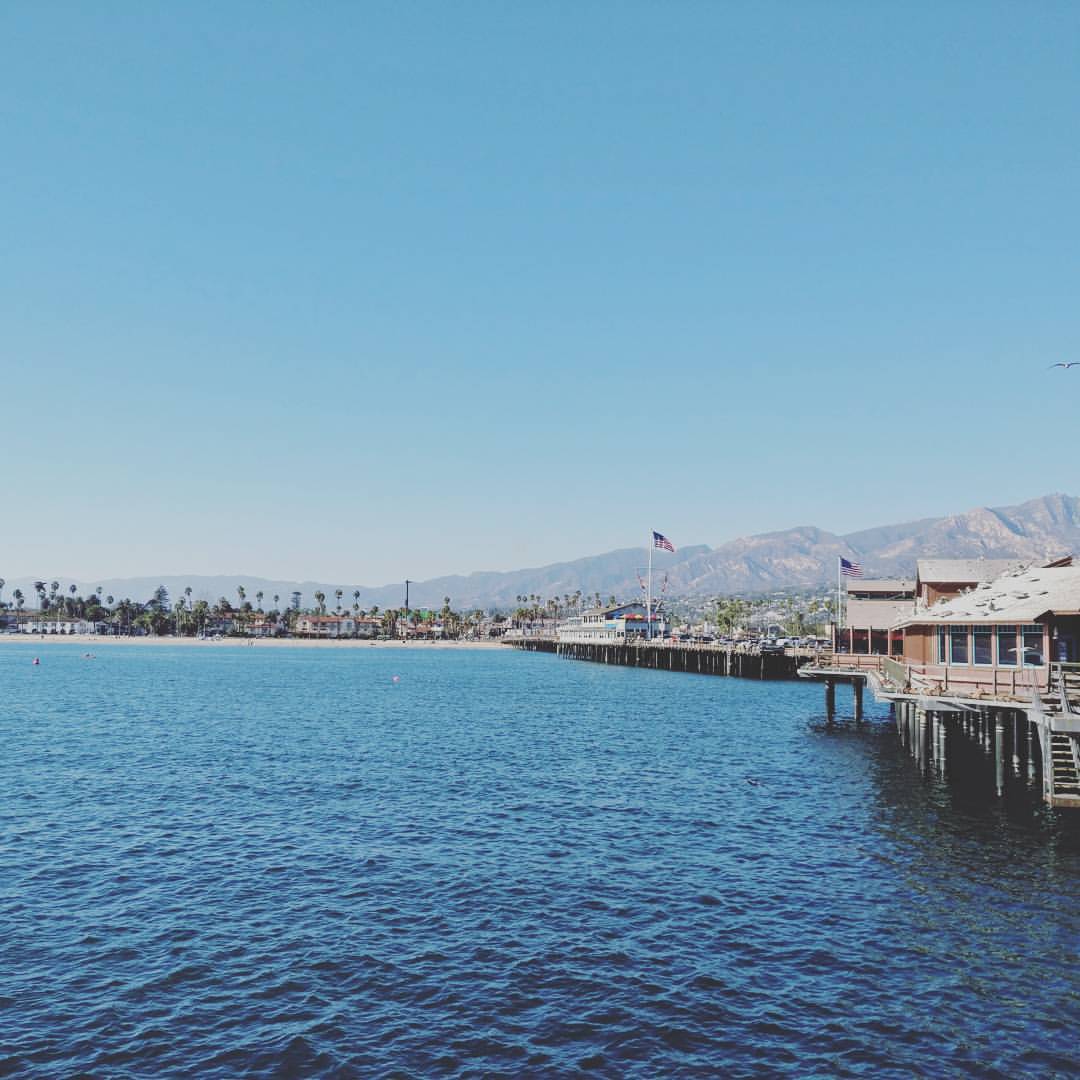 Molo di Santa Barbara 🇺🇸🕶️🦀🐬☀️ #usa #santabarbara #sun #sunny