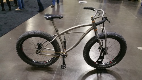 cyclingsdependantorigination: Blacksheep at NAHBS 2016www.accpbg.blogspot.com/2016/03/inebria