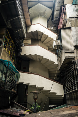 bellatorinmachina: Hong Kong, Nanjichang A vintage 1960s era KMT public housing project in Wanhua District 