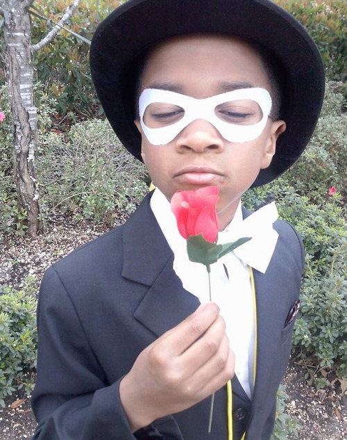 charmingdeadpool:My brother really loves Sailor Moon, so he wanted to go as tuxedo mask at a con we 