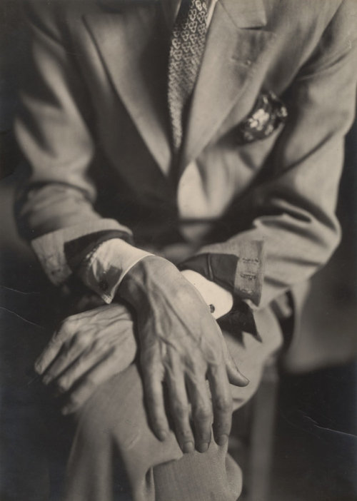 thephotoregistry:Jean Cocteau, 1929Germaine Krull