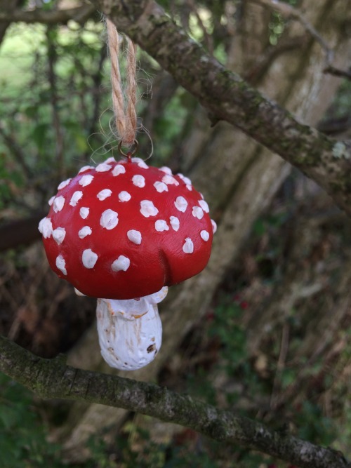 Hand sculpted and hand painted Fy Agaric hangers or decorations now available form my esty shop!http