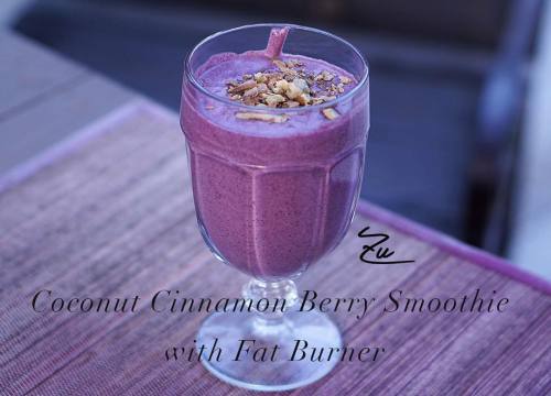This smoothie is full of great ingredients to improve your workout performance and fat loss. The rec
