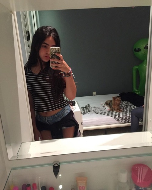 http://streetgrl.tumblr.com/post/158199272997