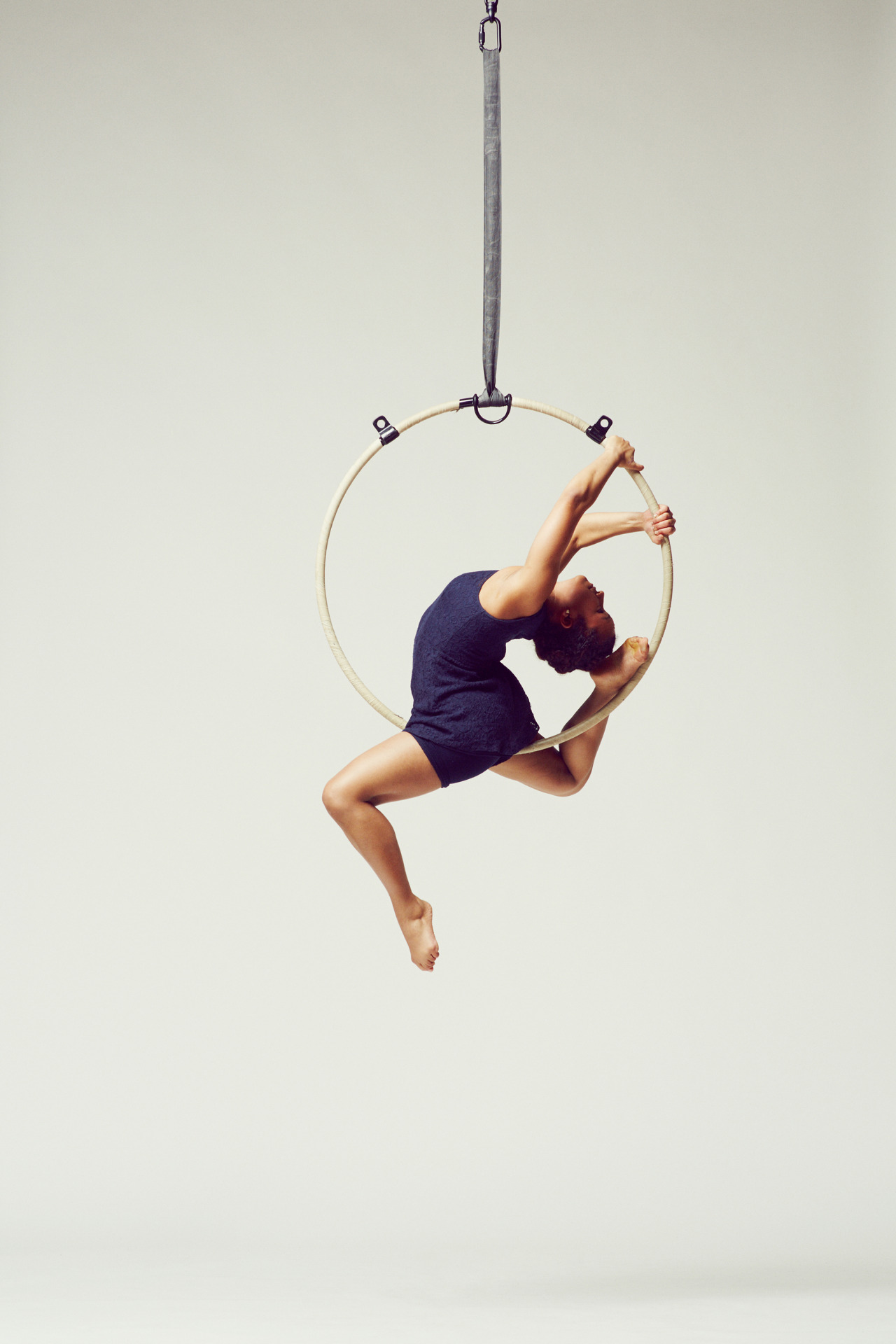 nationalcircus:  Joana Dias - Aerial Hoop - GRACIETTE Remy Archer - Aerial Straps