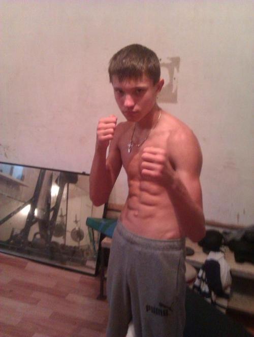 faggotpunchbag: tundraboxing:  ready to fight  I must b ur faggot punchbag boss begs u beats me ur f