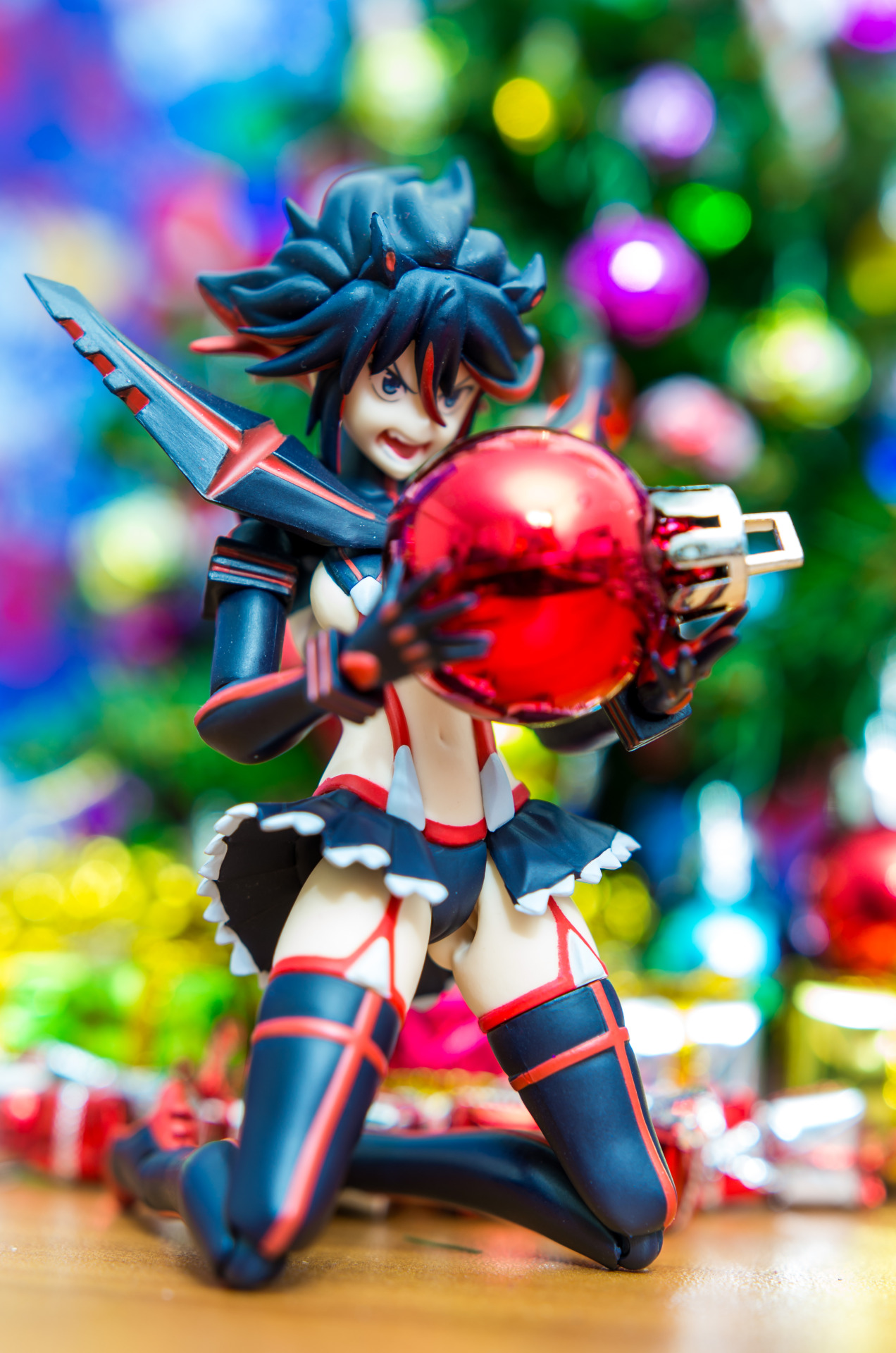 awesometyrell:  All I want for Christmas is revenge for my father’s murder. 