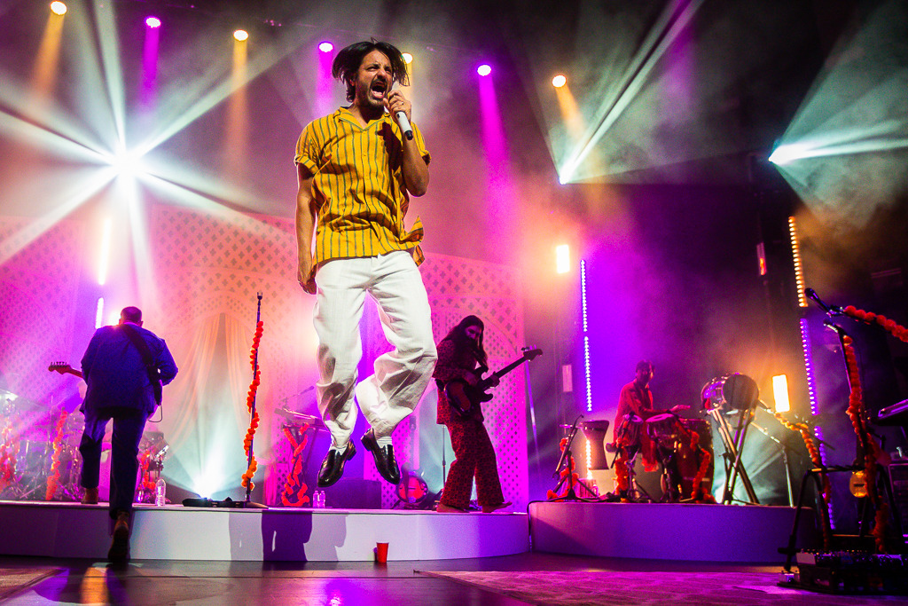 Young the Giant – Beacon Theatre – October 21, 2022