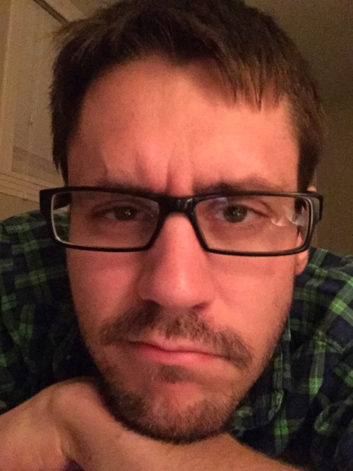 bhritscold:  I have to work at 7, so I need to sleep, but I really just want someone to come over and rub my legs b/c they are soooo tired.   