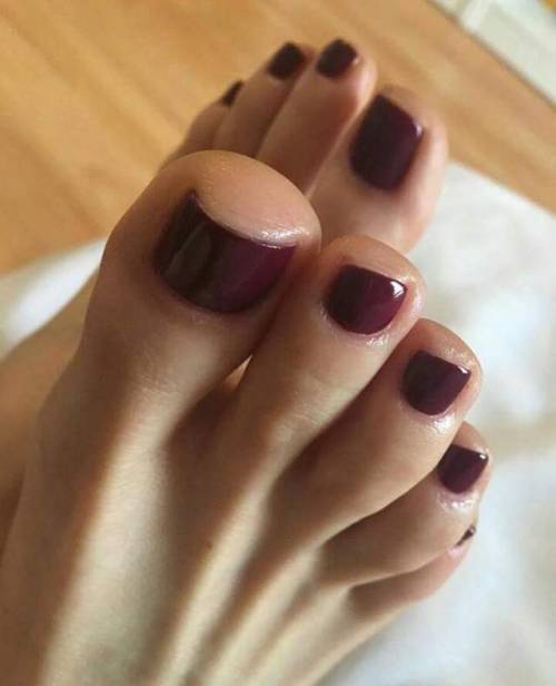 Burgundy Feetures&hellip;