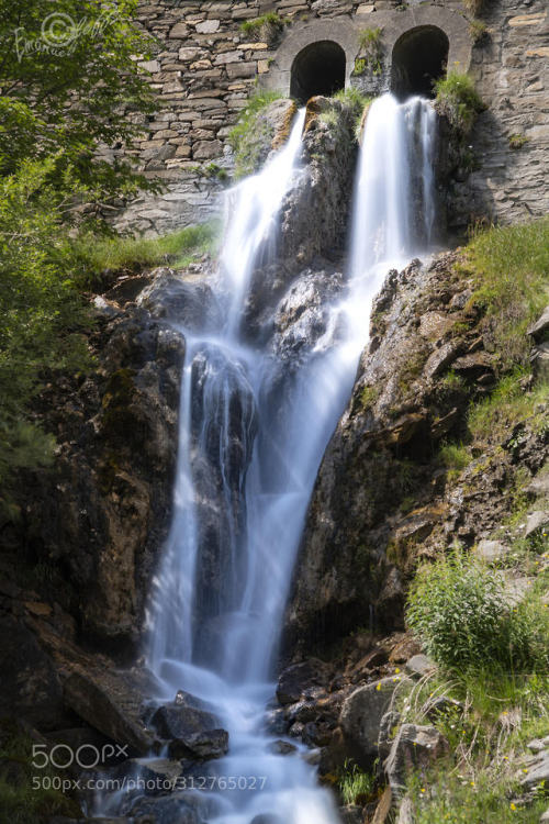 cascata sotto al lago moncenisio by manupgi Source: https://ift.tt/2Ls0orb