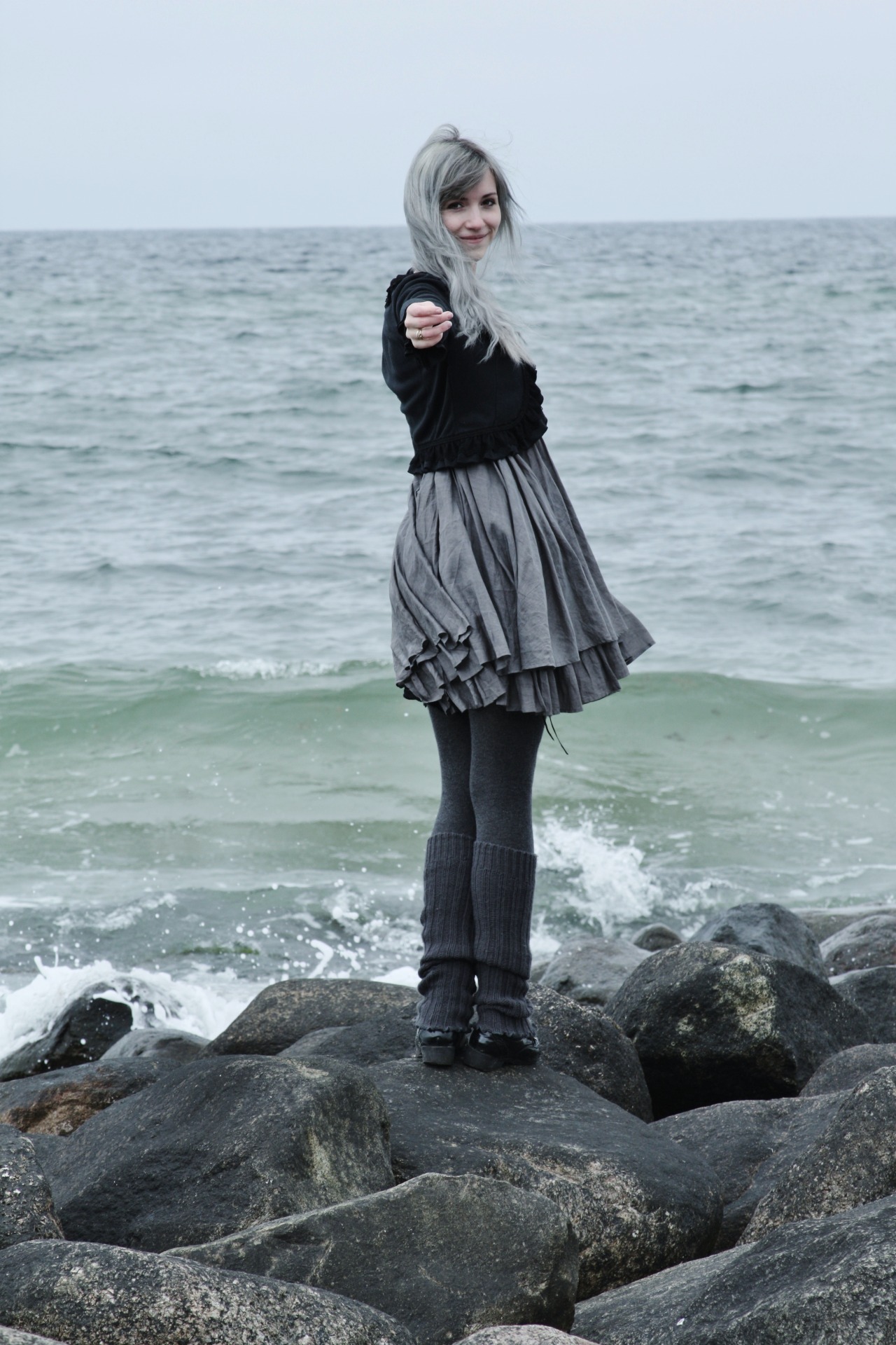 anya-aesthetics:  Hair tone: The ocean