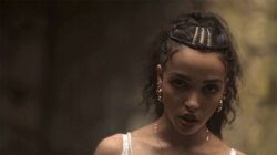 nylo-noodles:  FKA Twigs been bae, still bae. 