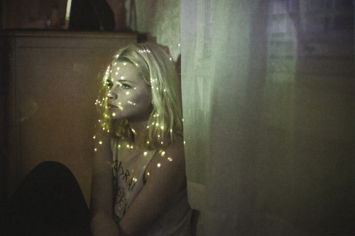 foxmouth:Light Series2013Molly Strohl