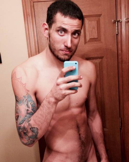 straightdudesnudes:  Brent is a hot stud with tats and a dirty mouth! Definitely a top option for your group vids. ;)
