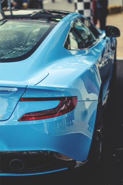 italian-luxury:  Aston Martin Vanquish by