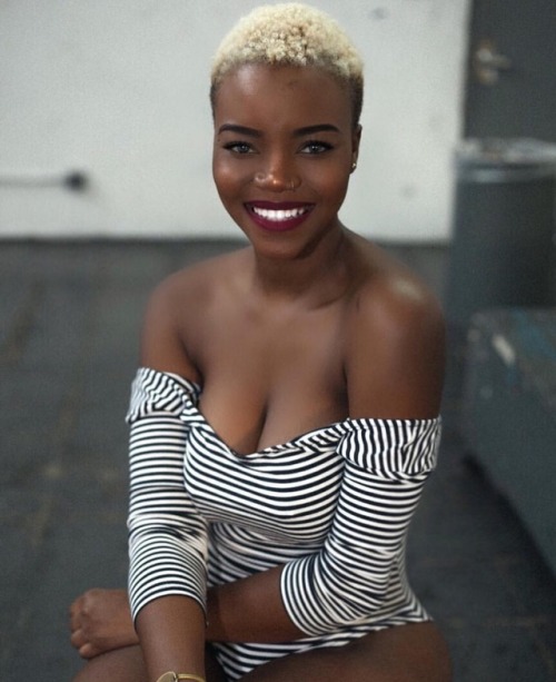 DarkWomanLove