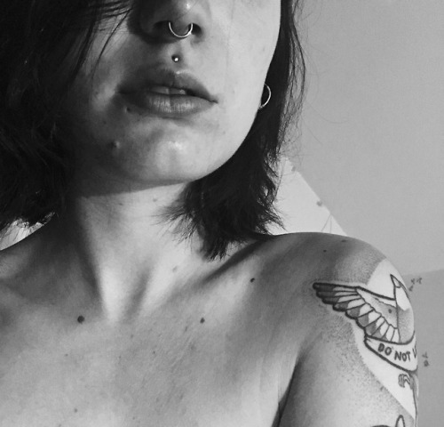 corrie-creativechaos:  Sometimes I bring back old piercings.