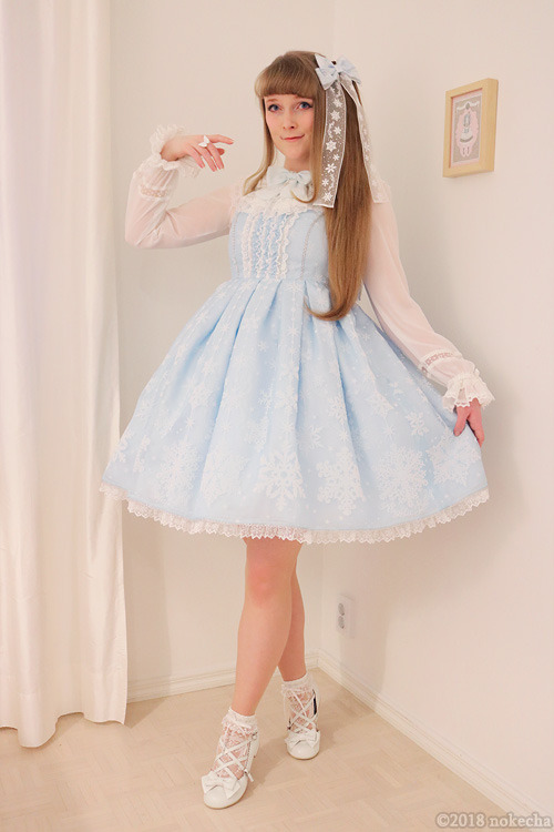 Jewelry Snow for the New YearJsk, blouse, socks, ring: Angelic PrettyShoes: Baby, the Stars Shine Br
