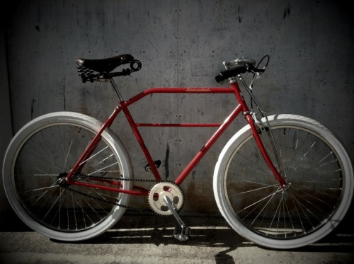 bisikleta:  T-Cycles’ “L’Indien” Roadster (by La-Torpille-Cycles)