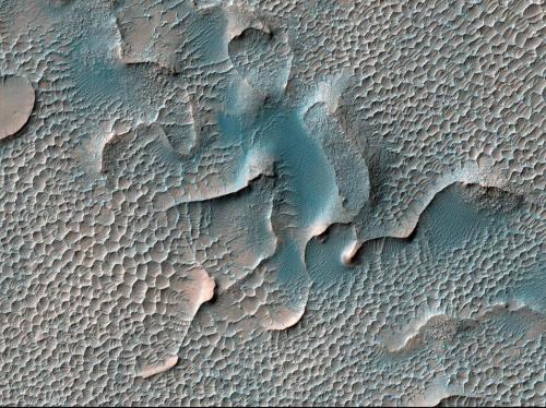 space-pics:Sand dunes on Mars