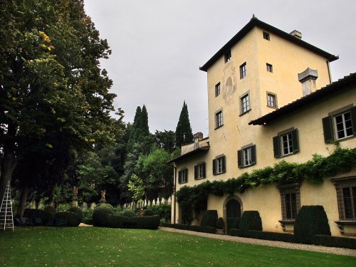 Giardino segreto, Villa Capponi, Pian dei Giullari 3, Arcetri, Firenze