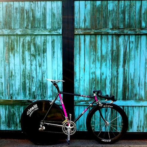 idgandy:  Cinelli Deus Ex Machine #bikeporn #bici #bicycle #bike #fixie #fixed #fixedgear #ride #rac