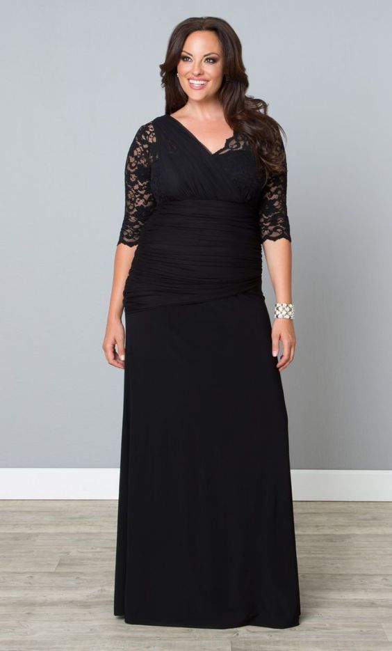 beautiful-real-women:  Plus Size Black Gown - Soiree Evening Gown - Onyx Shop Plus