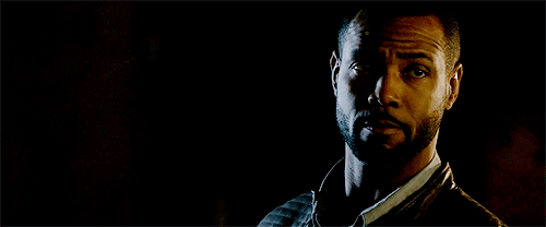 alecligthswood:  even simon, a vampire, is team werewolves 