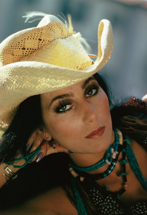  Cher photographed by Douglas Kirkland at home in December 1974 for her People magazine cover story 