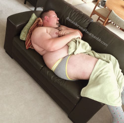 chubbyaddiction:  spartacubs:  theunderwearbear:  Nap time on the couch!  Want to join me?  (Part 1 here.) (All my selfies are under the #gpoy tag here if you want to see more!)   /cock jump  Oh damn yes…