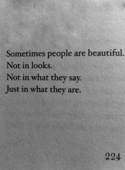 feelingandloving:  Beautiful people, just in what they are. 