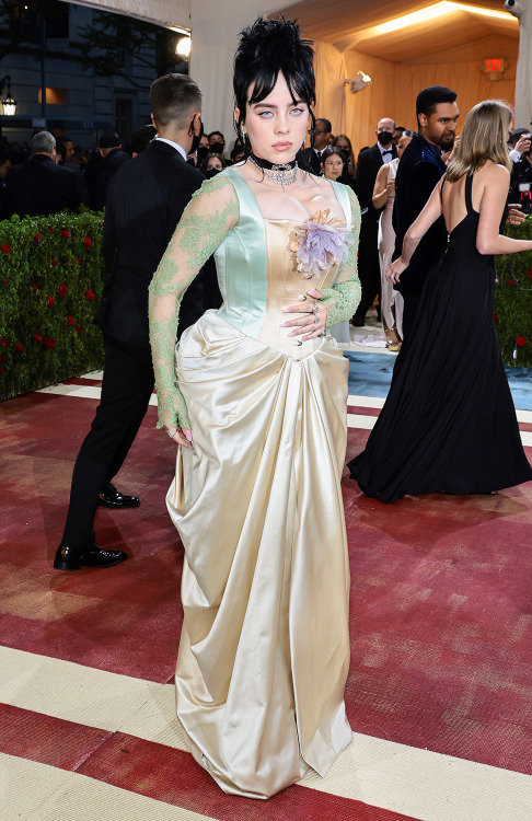 fashionsfromhistory:FASHIONS FROM HISTORY’S TOP 10 MET GALA LOOKS1) Lizzo in Thom Browne2) Billie Ei