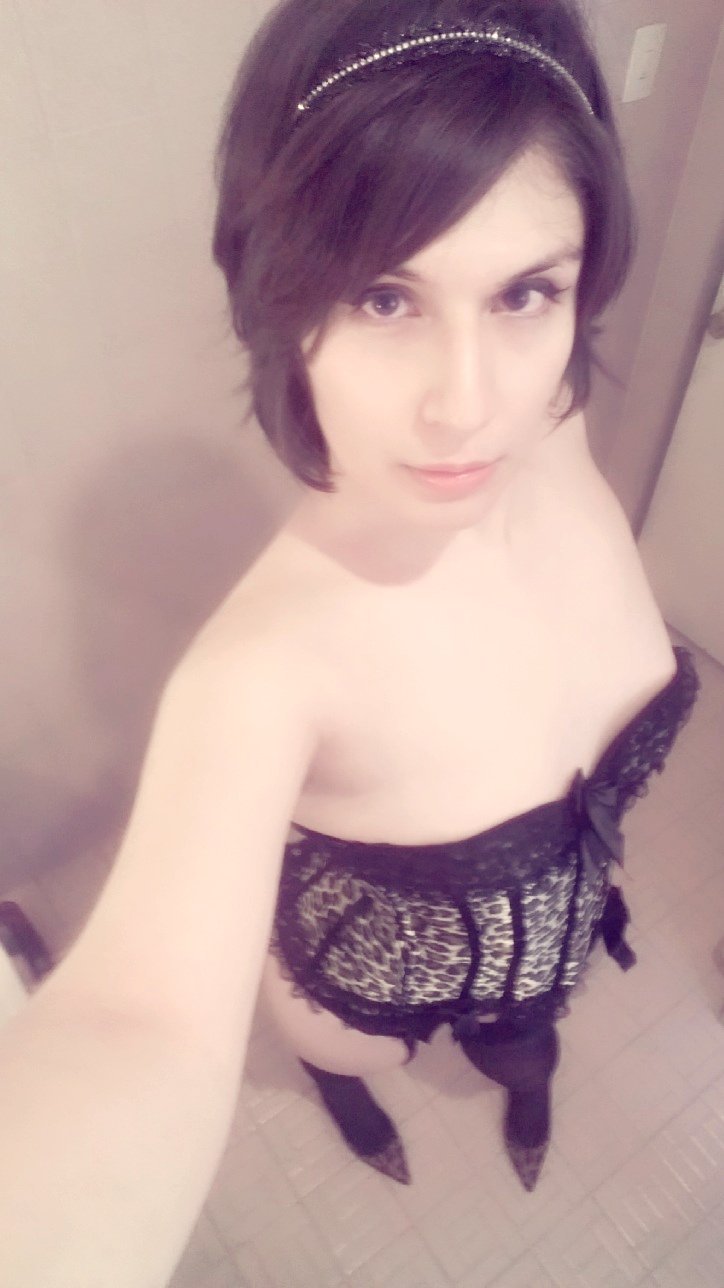 bashfull007:  beautifulellafae:  More photos of the sweet Ella  Babe 