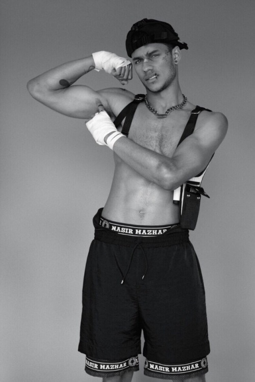 ayazt:  Jordan Matheson wearing Nasir Mazhar for a story in Wonderland magazine 