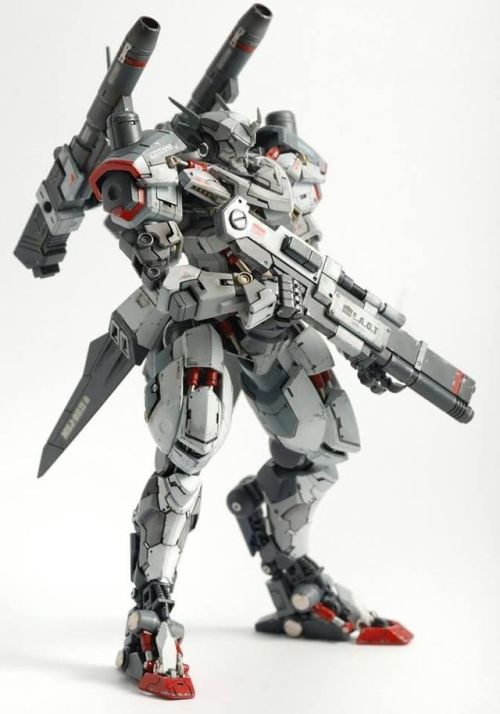 mechaddiction:  Custom Build: HG 1/144 Hyakuren Azee Custom #mecha – https://www.pinterest.com/pin/331296116325496199/