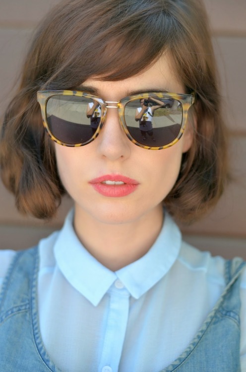 coastaldotcom: Fashion blogger AFashionNerd wearing Derek Cardigan glasses in her latest blog post.